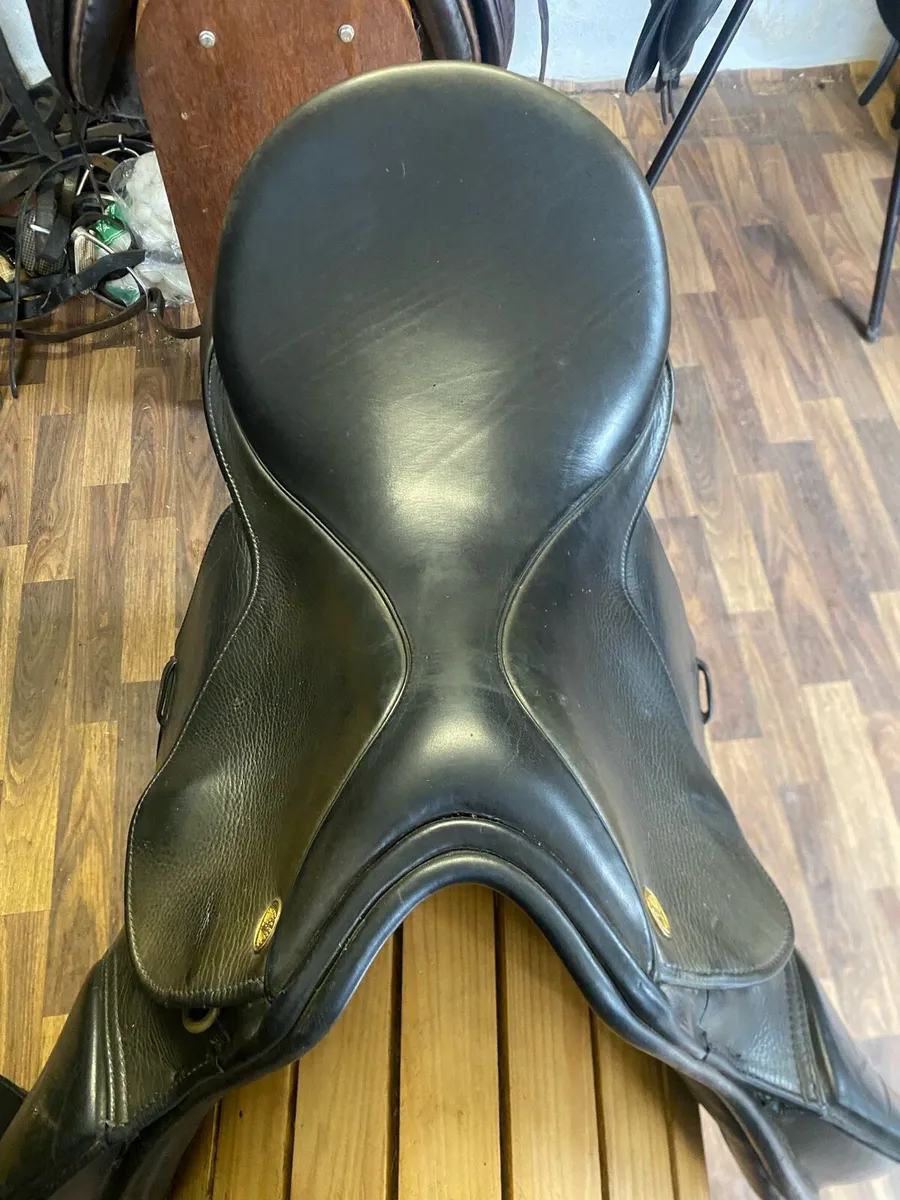 17.5 medium Knoghtrider black Leather saddle - Image 2