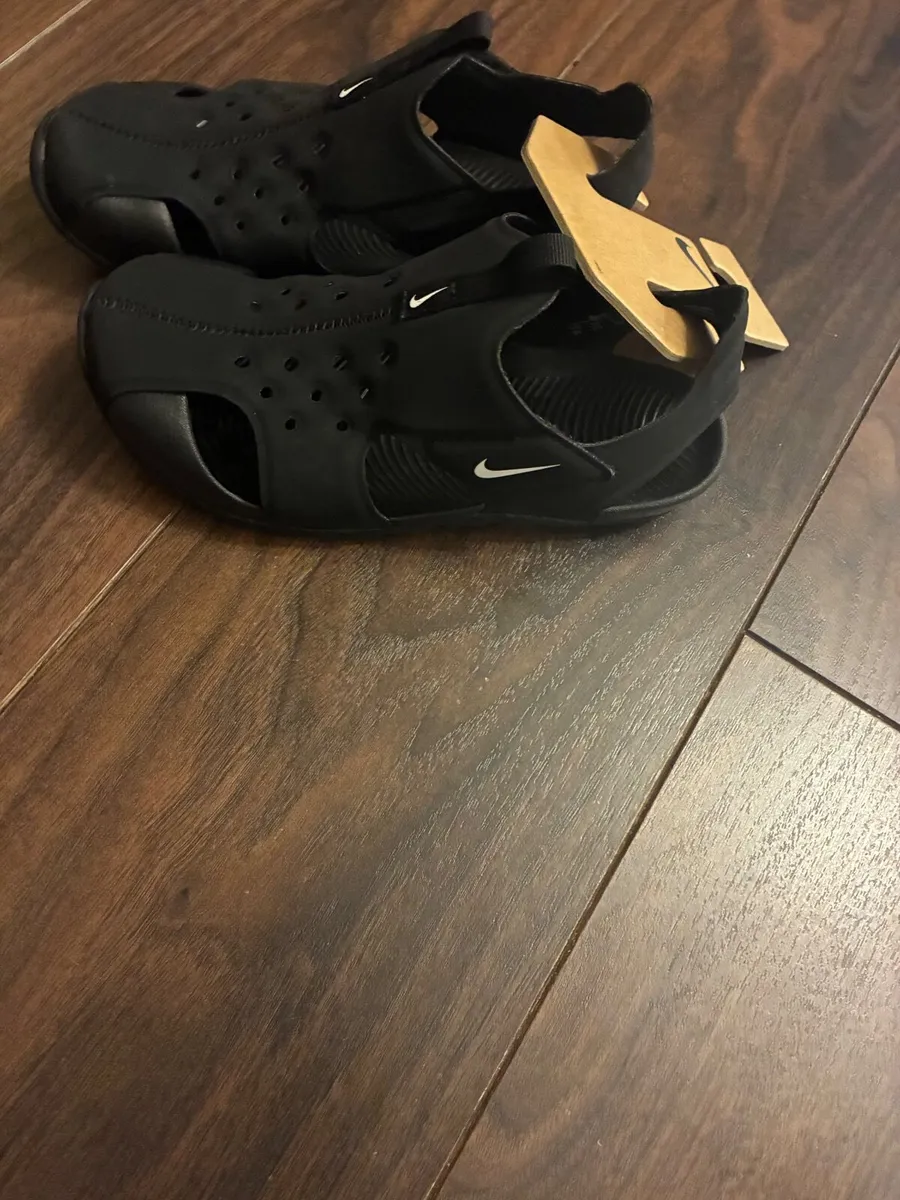 Nike Sunray Sandals UK 2.5 EU 35 - Image 2