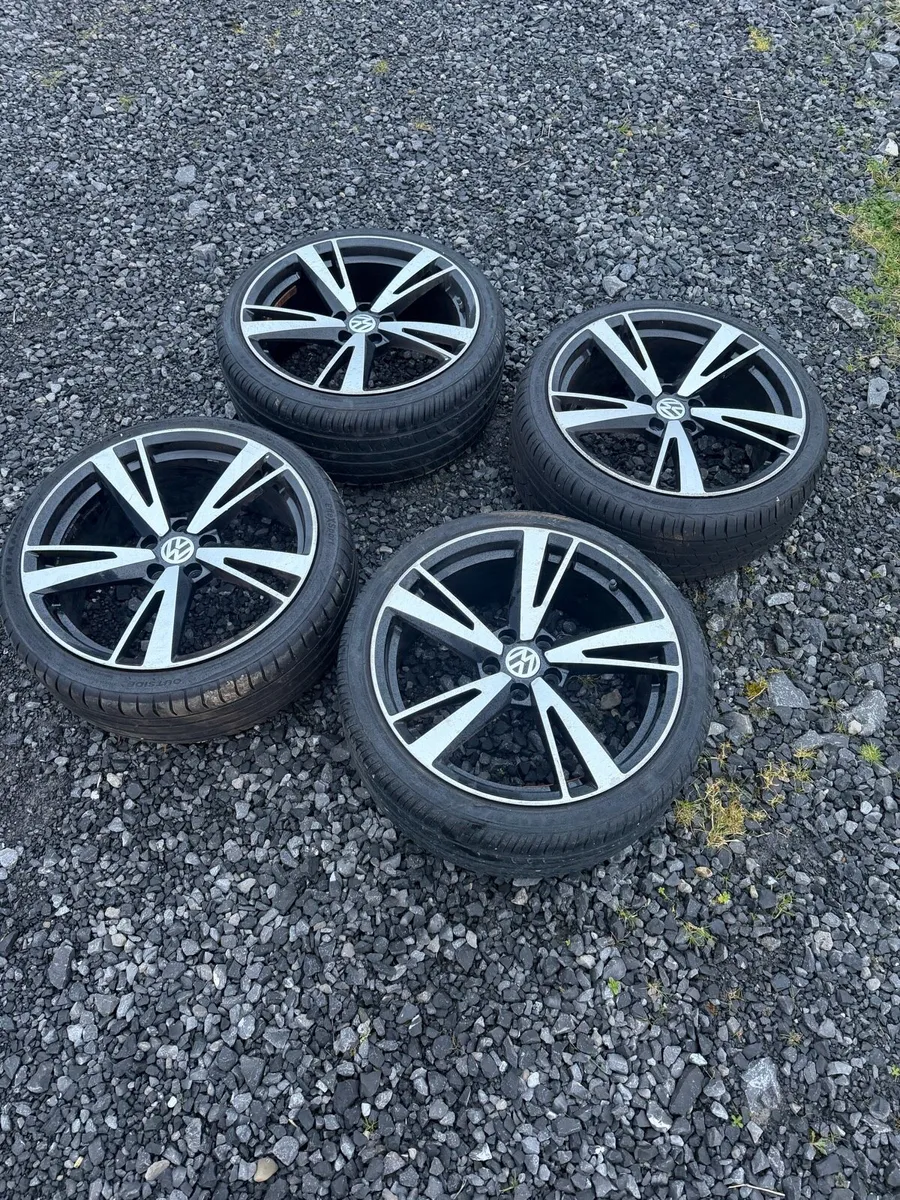 Vw Alloy wheels - Image 3