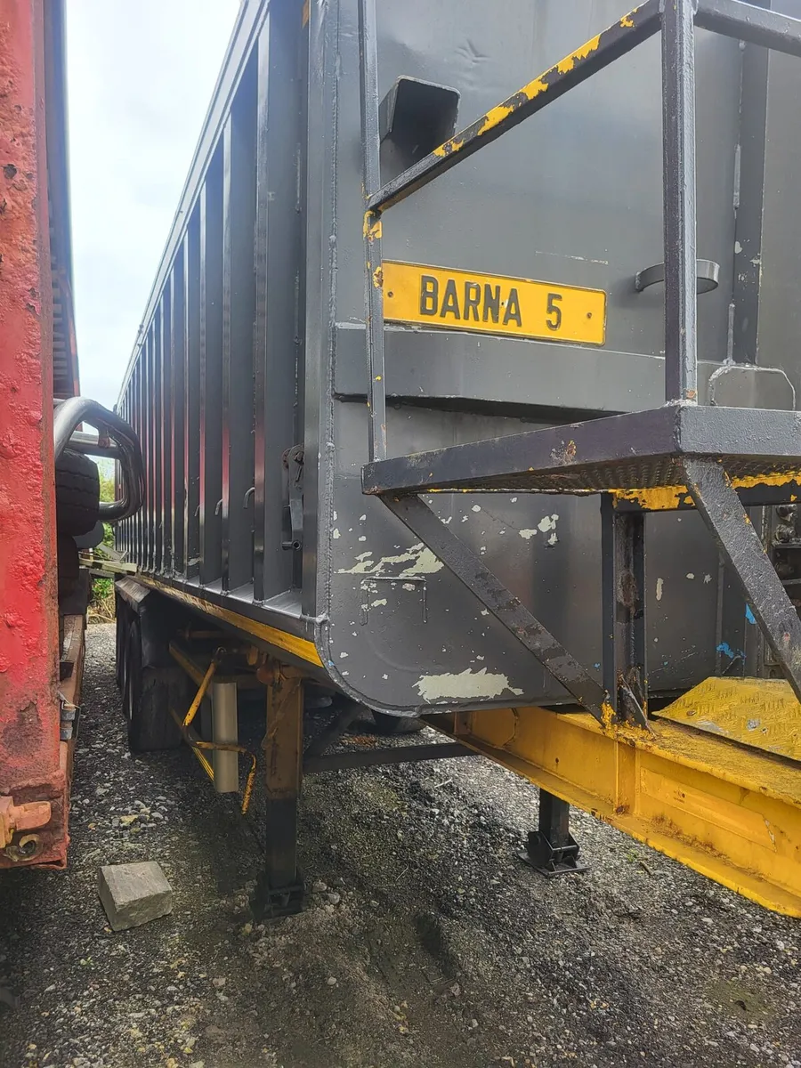 Tipping trailer - Image 4