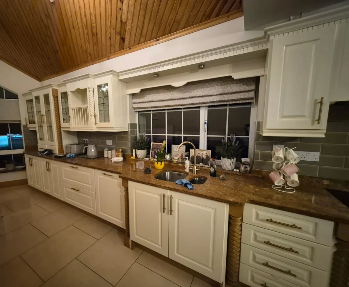 Kitchen - Image 1