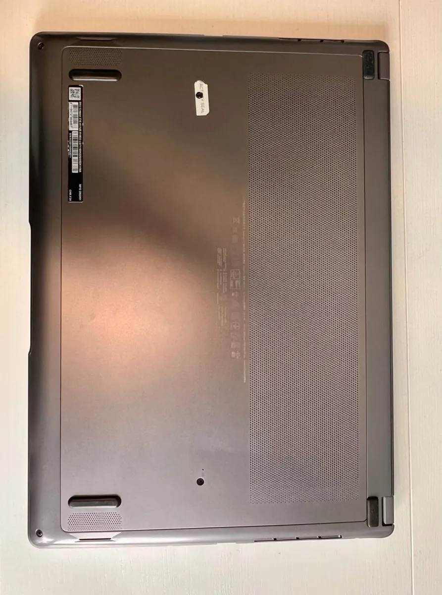 MSI CREATOR Z16 GAMING LAPTOP - Image 4