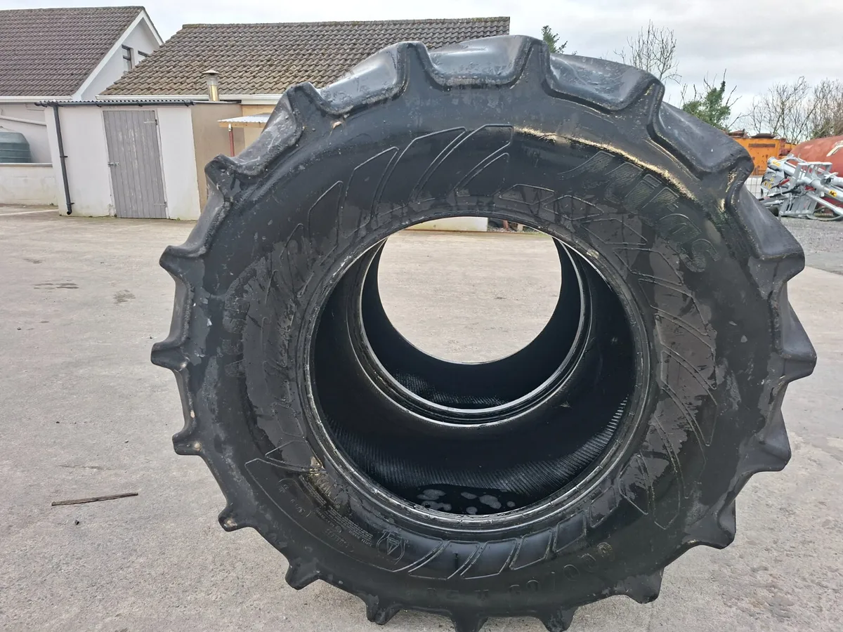 600-65-28 TYRES - Image 2