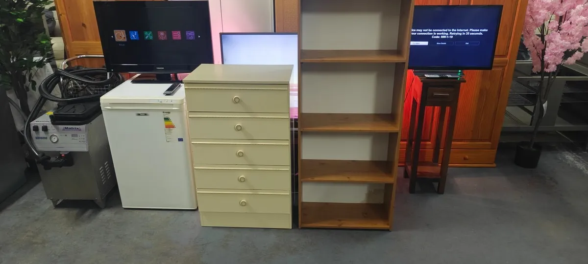 Chest Of Drawers - Image 4