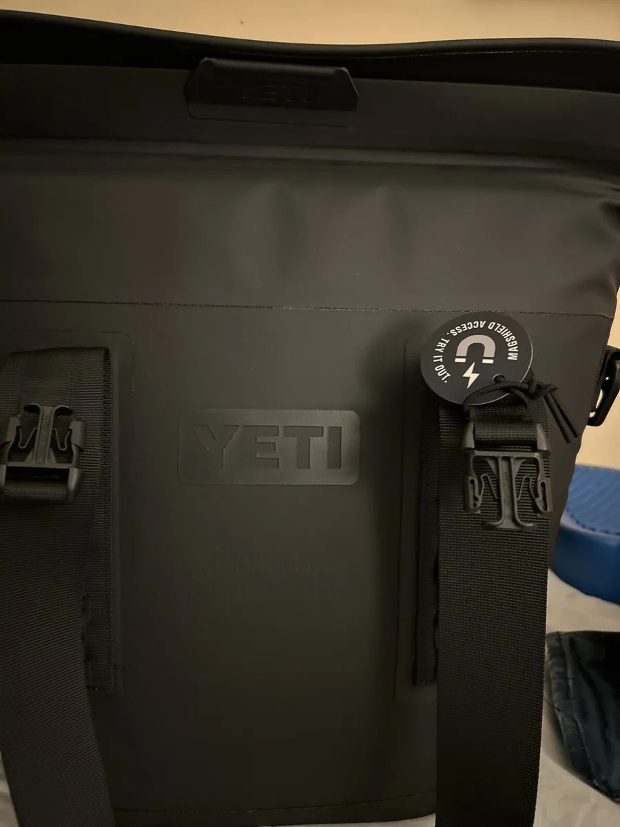 Yeti cooler bag - Image 2