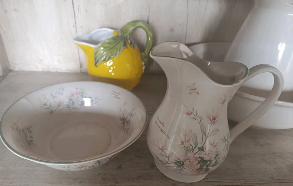 Antique Jug&Bowl - Image 4