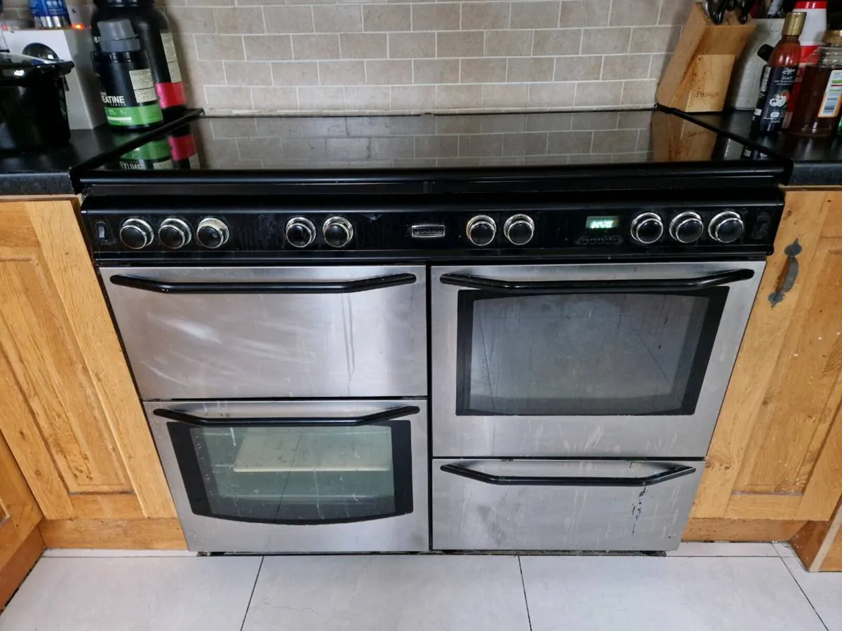 Newworld Range Cooker - Image 1