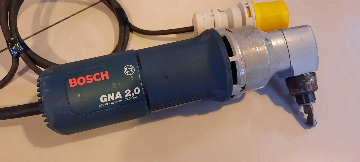 Bosch GNA 2,0 Tin Nibblers 110v - Image 4