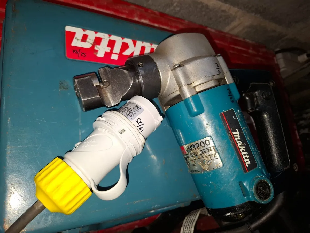 Makita nibbler 3.2mm - Image 1
