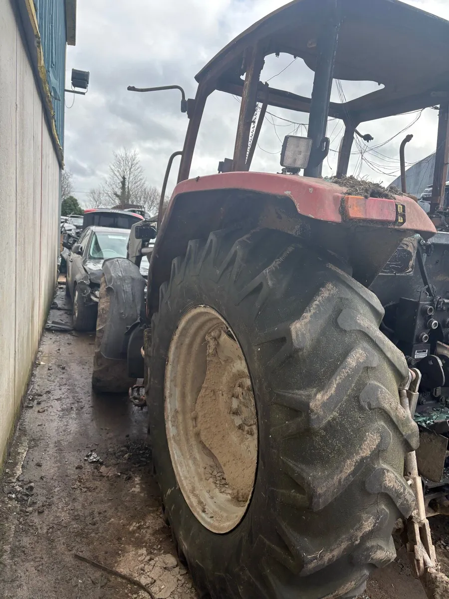 McCormick tractor breaking - Image 2