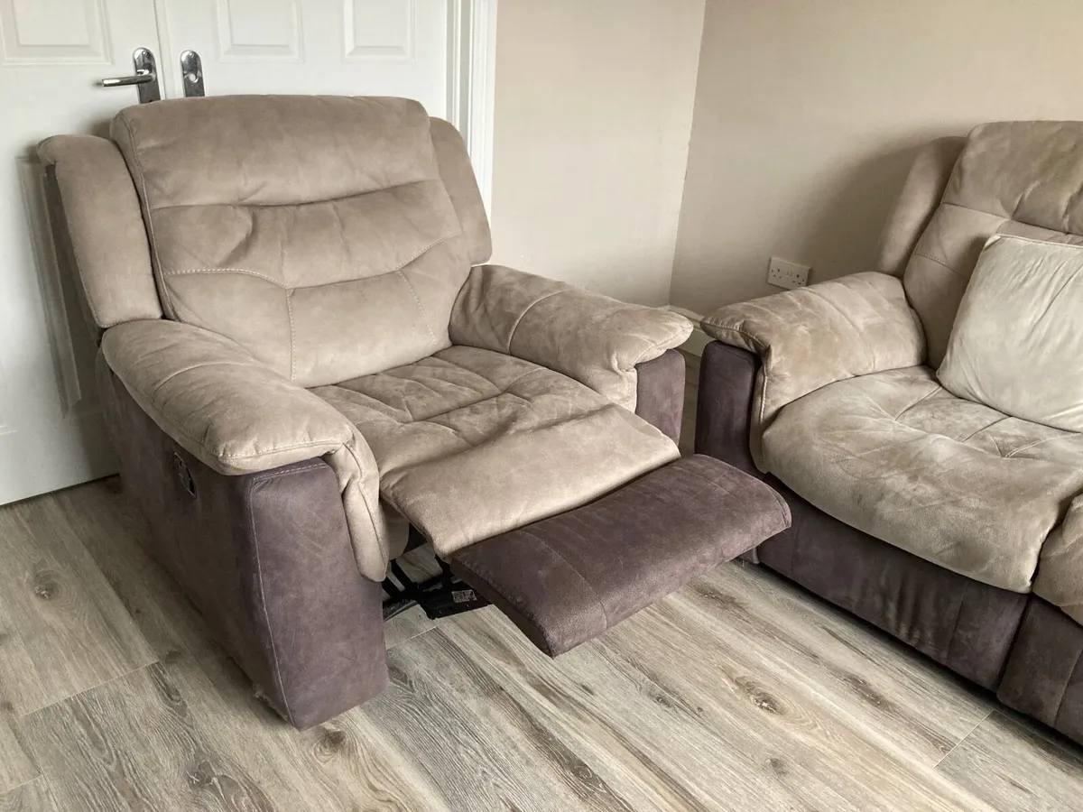 Recliner armchair - Image 2