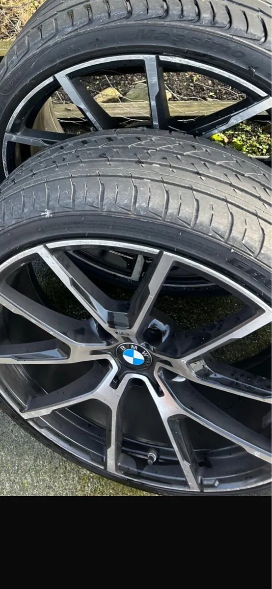 19inch BMW MSport Alloys - Image 3