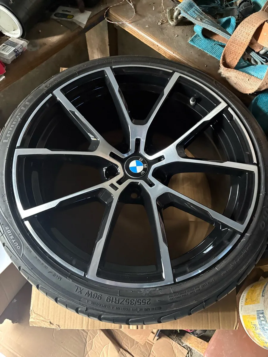 19inch BMW MSport Alloys - Image 4