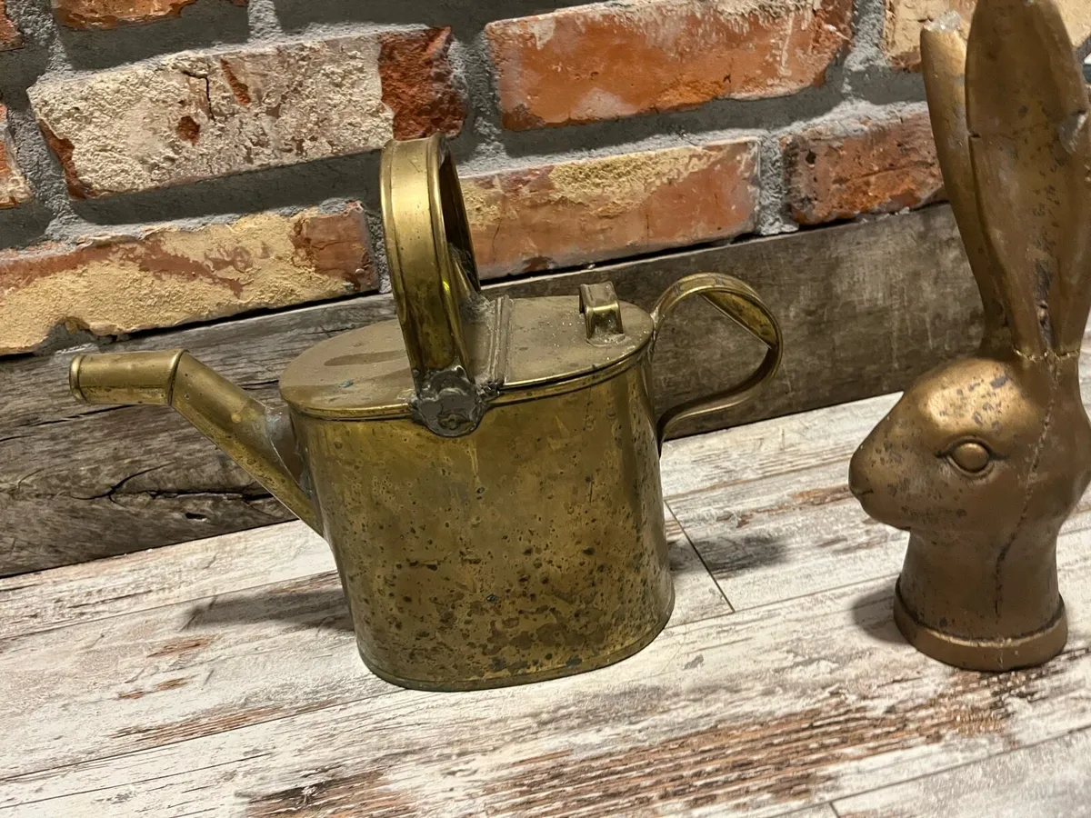 Vintage brass can - Image 1