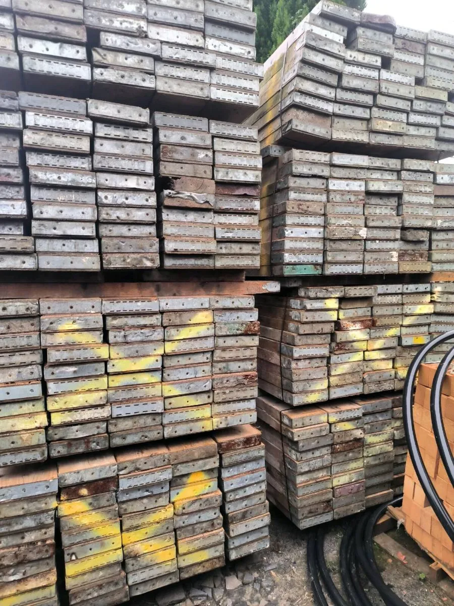 8 foot planks - Image 1