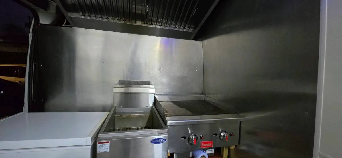 Catering van - Image 3