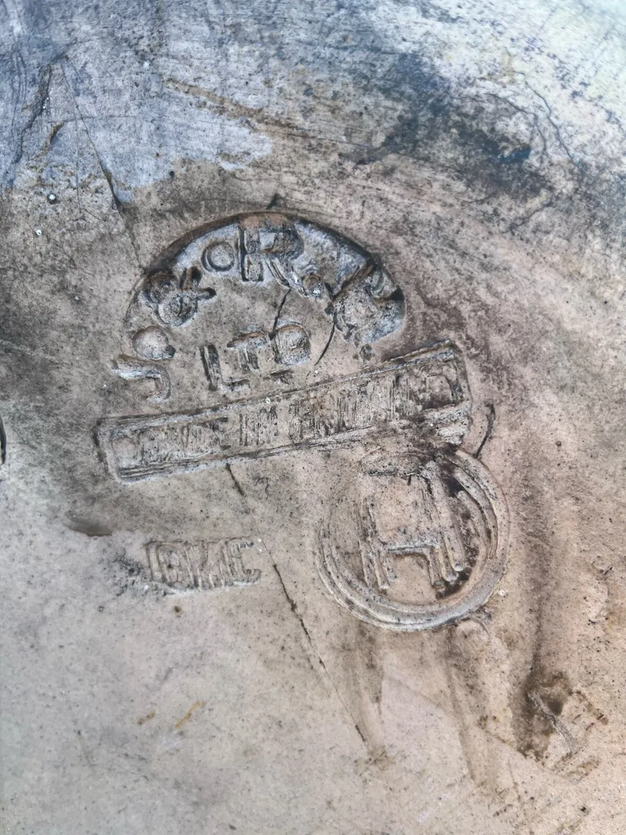 Concrete Corner Feed Troughs - Image 3