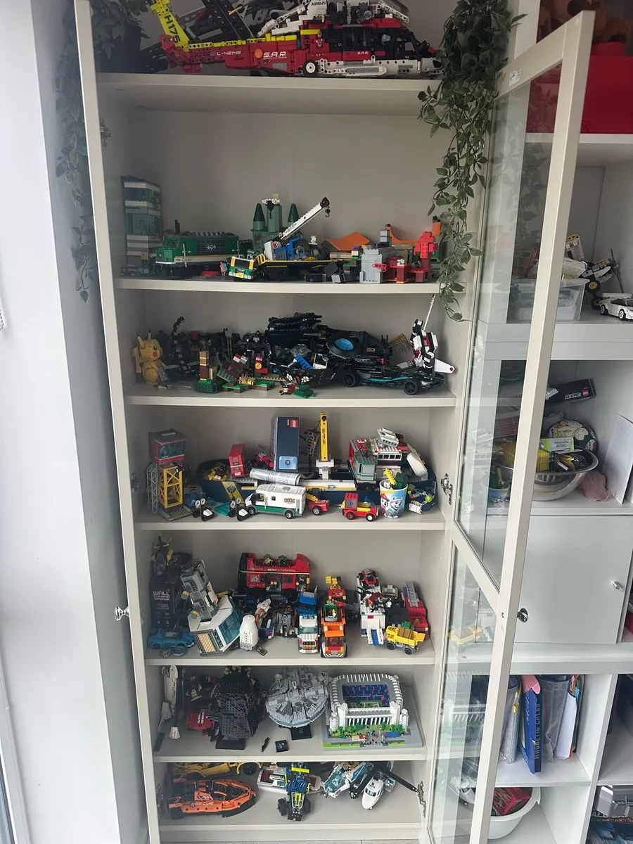 Bookcase with glass doors - Image 2