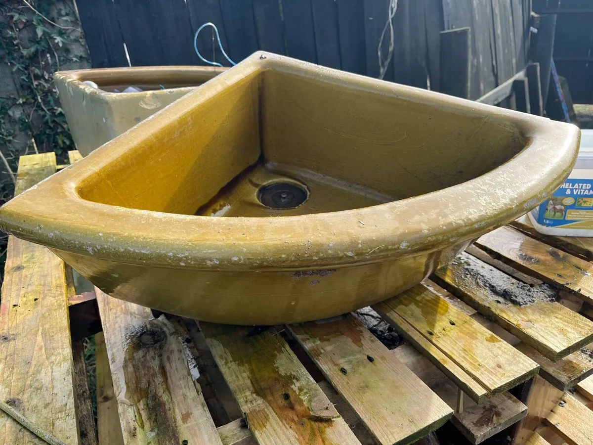 Concrete Corner Feed Troughs - Image 1