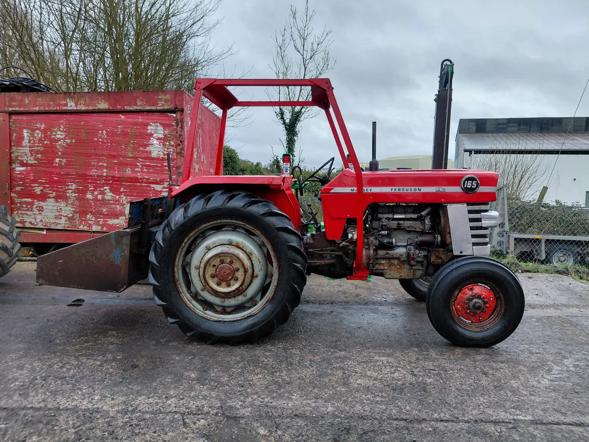 Massey 165 - Image 2
