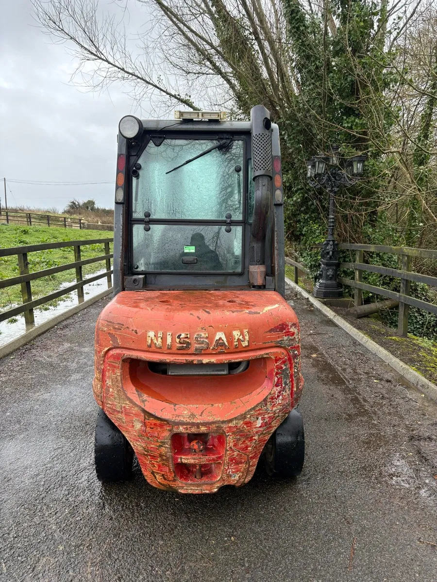 NISSAN 30 DIESEL FORKLIFT - Image 3