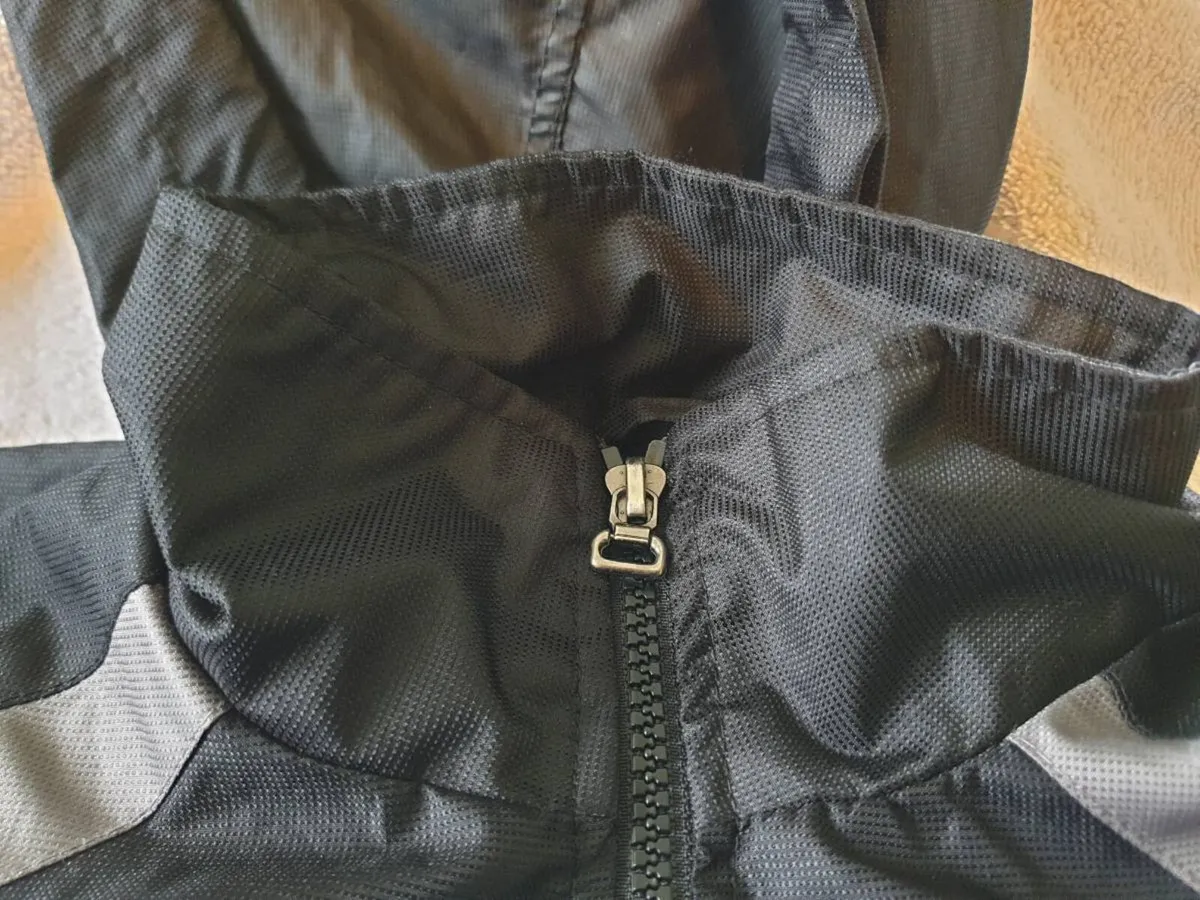 Donegal Gaelic Football Coat 2010 to 2011 - Image 4