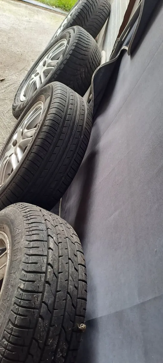Alloy Wheels and Tyres - Image 4