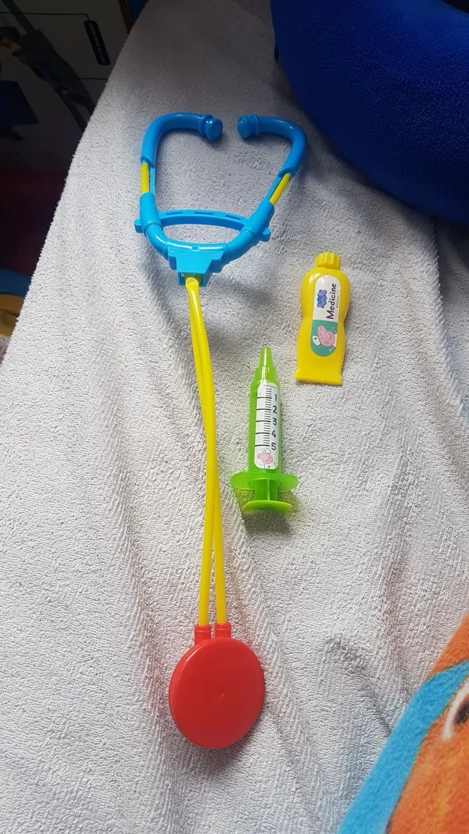 Peppa pig doctor set barely used