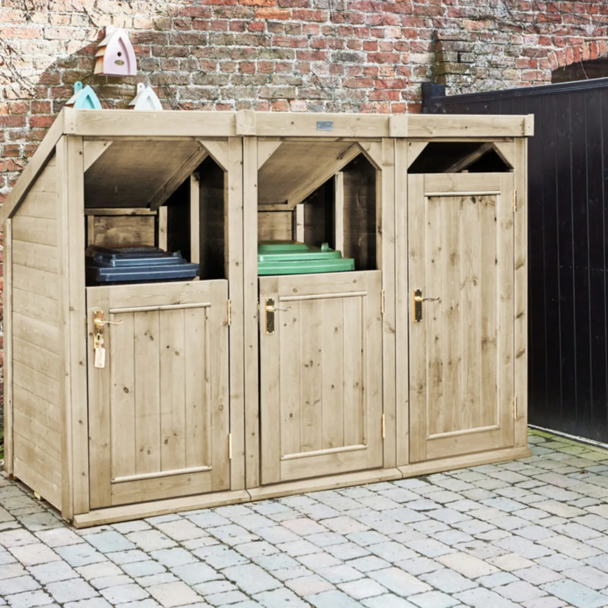 Wheelie bin storage - Image 1