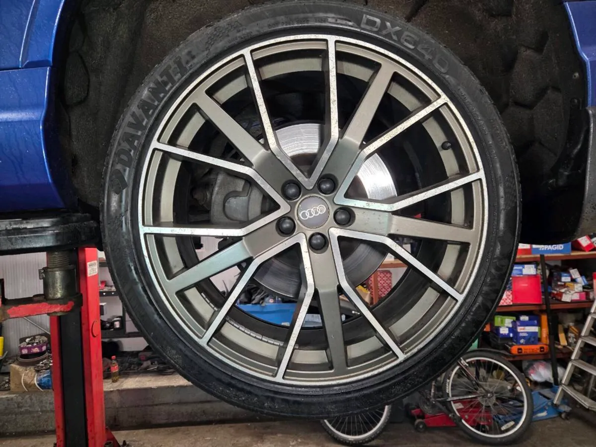 22" Audi Q7 Wheels - Image 1