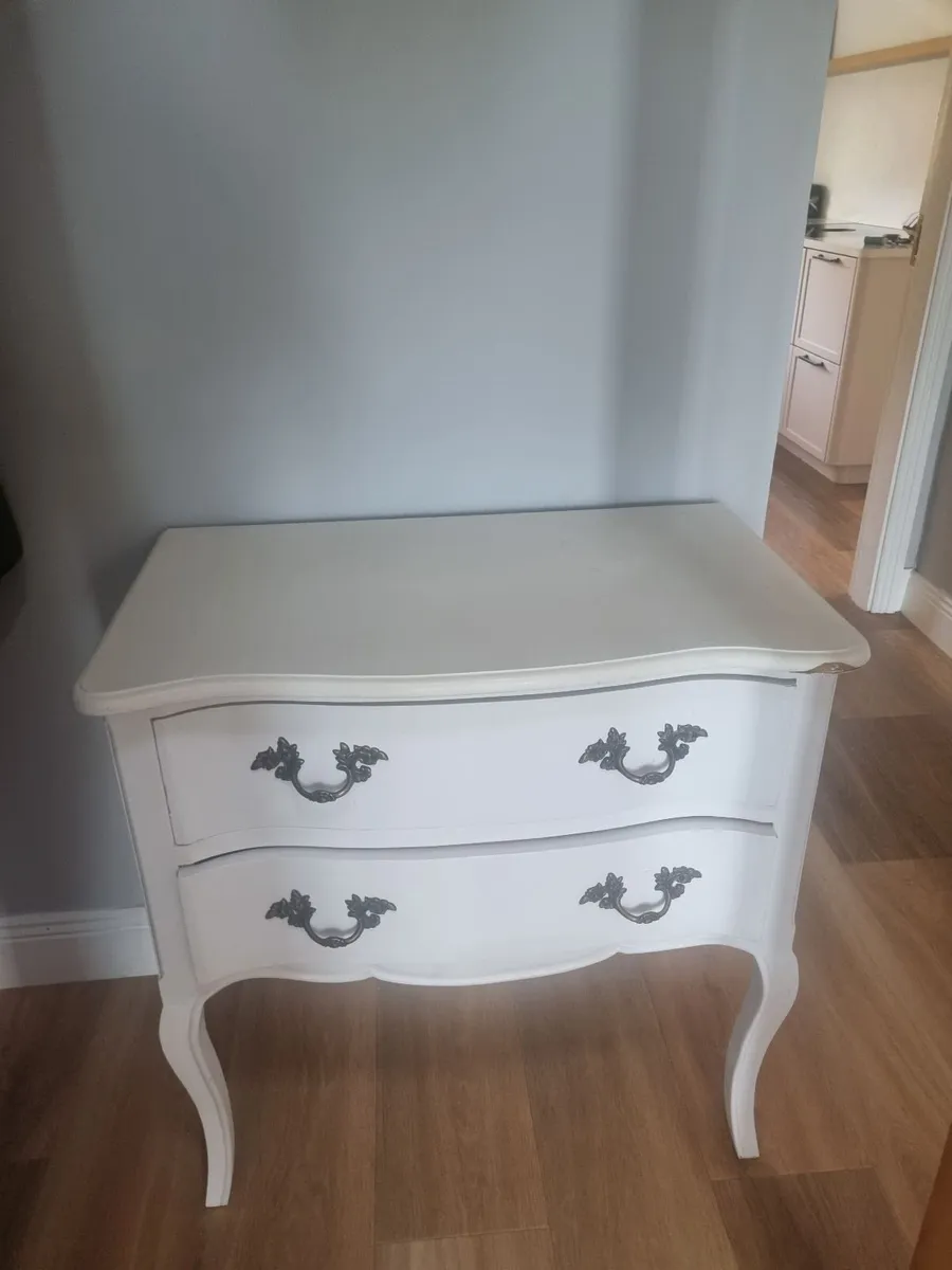 Chest of drawers - Image 2