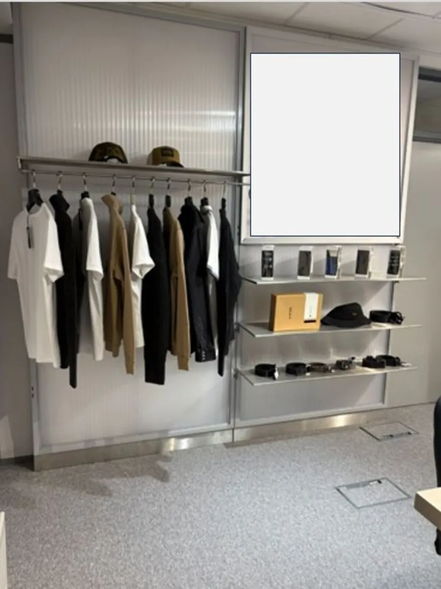 Showroom/Shop fixtures - Image 4