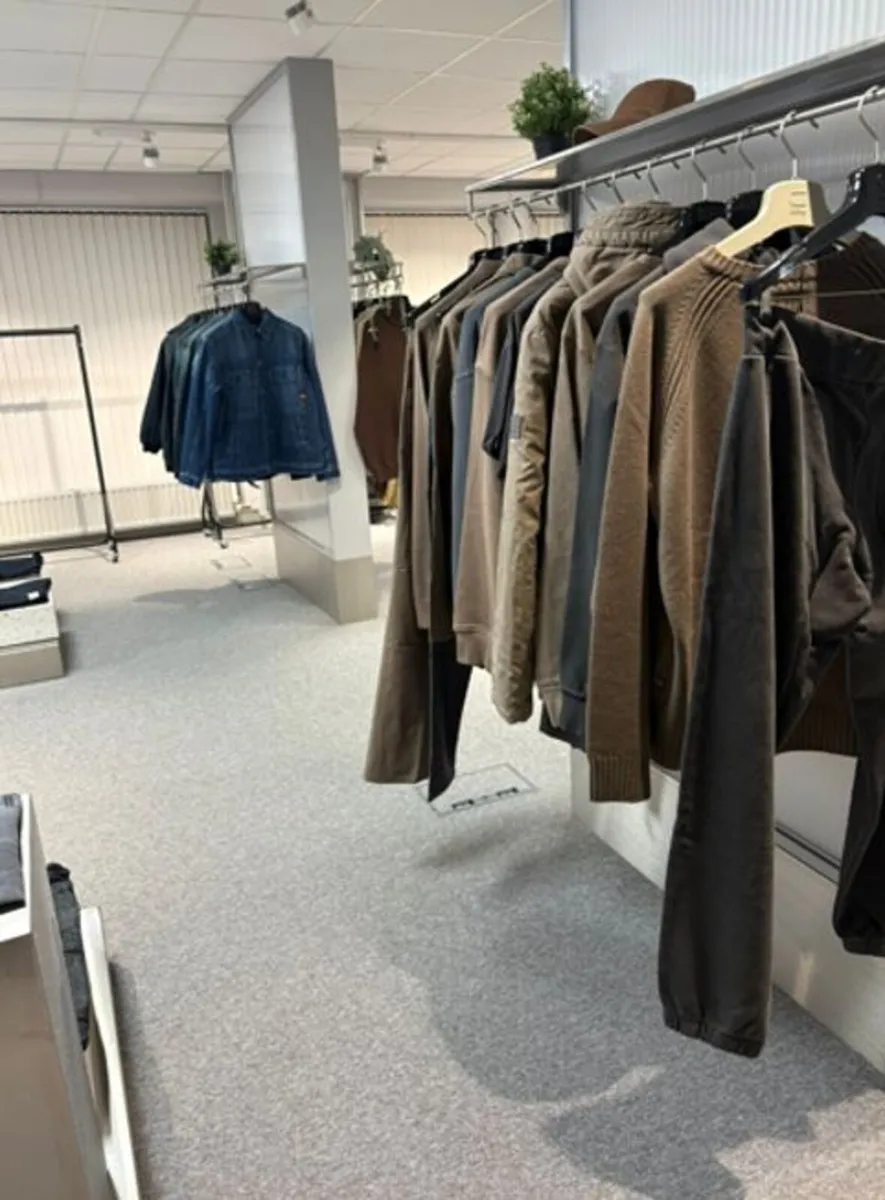 Showroom/Shop fixtures - Image 3