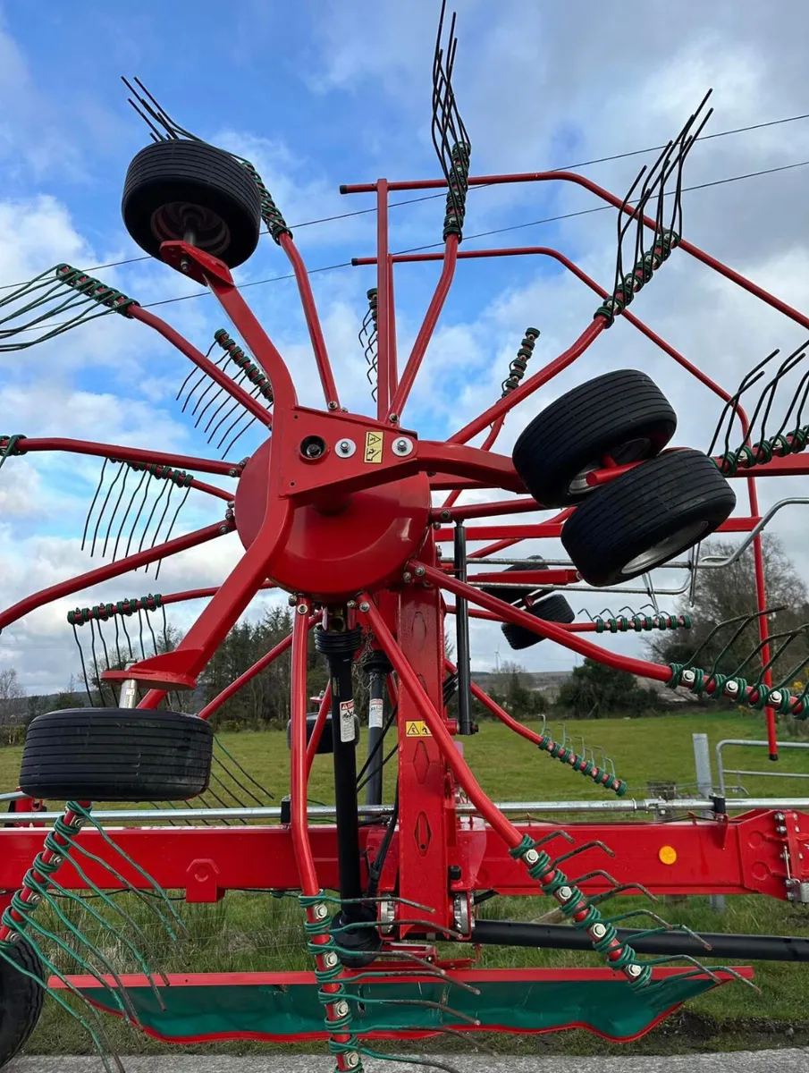 KVERNELAND 9472C RAKE - Image 4