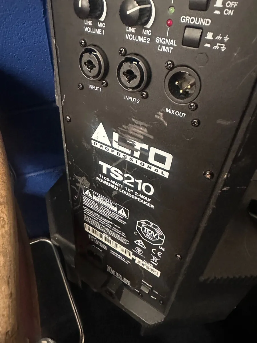 Alto TS210 - Image 1