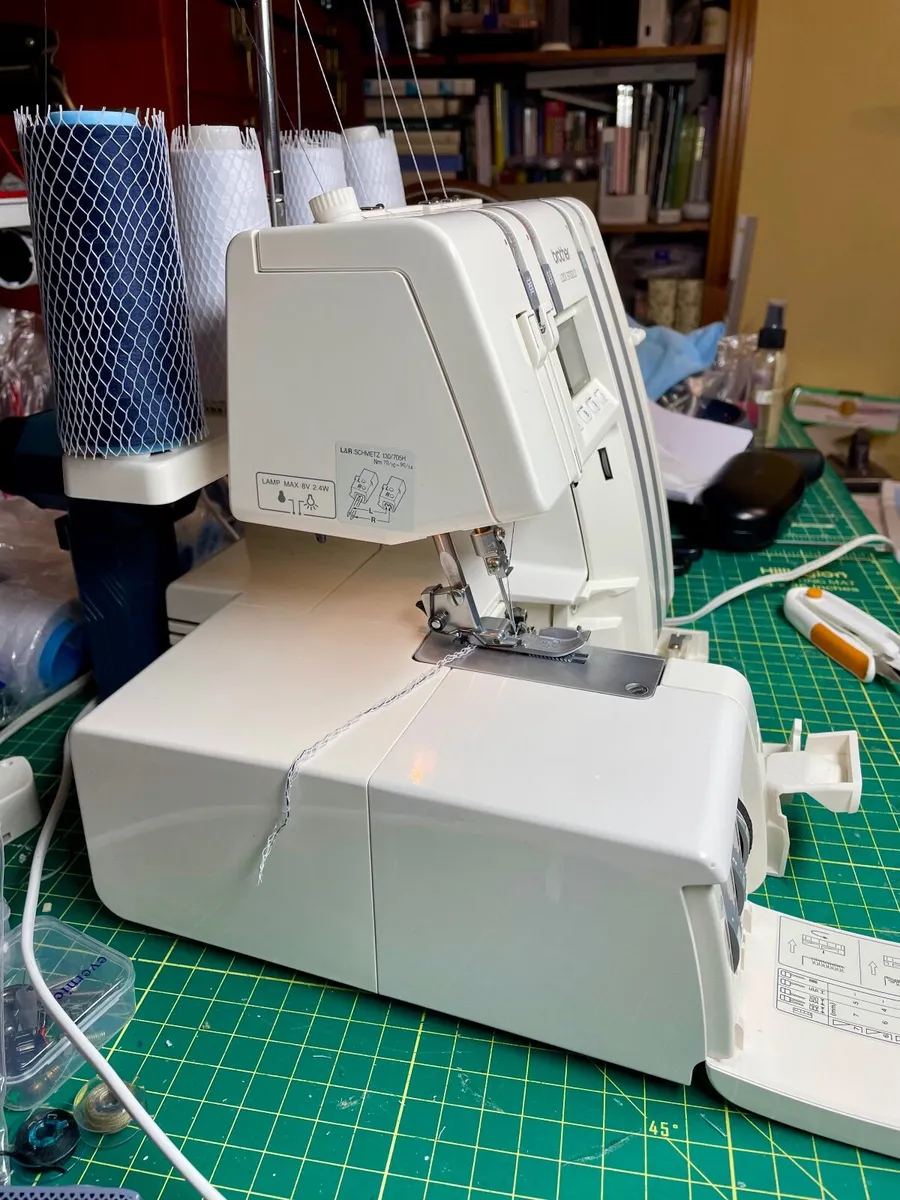 BROTHER 9700LD Overlocker Sewing Machine - Service - Image 4