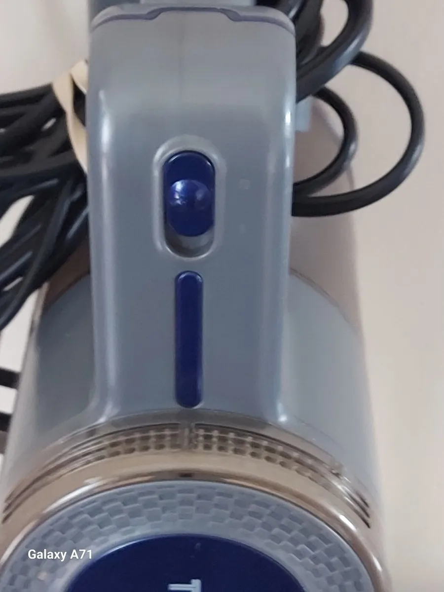 TOWER XEC20 PLUS Vertical wired Vacuum Cleaner - Image 2