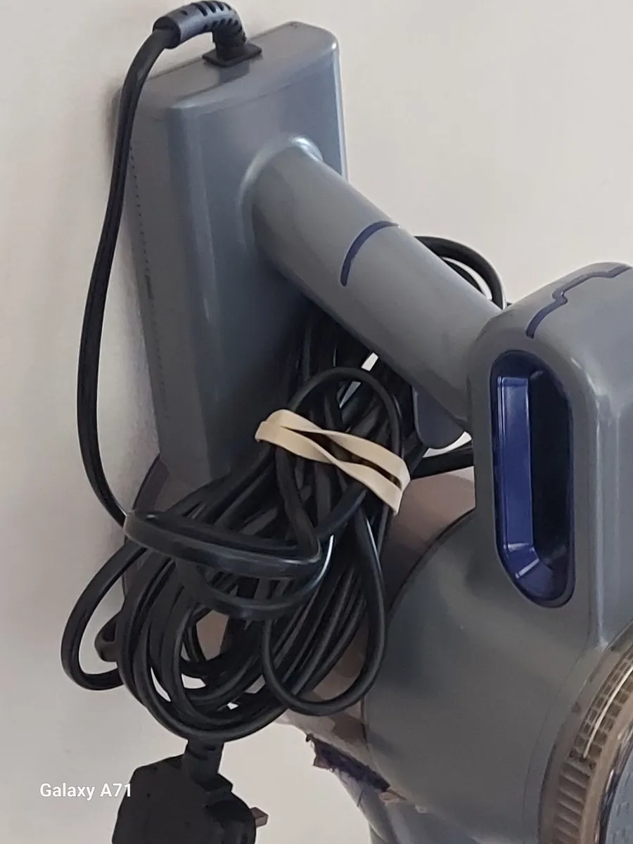 TOWER XEC20 PLUS Vertical wired Vacuum Cleaner - Image 4