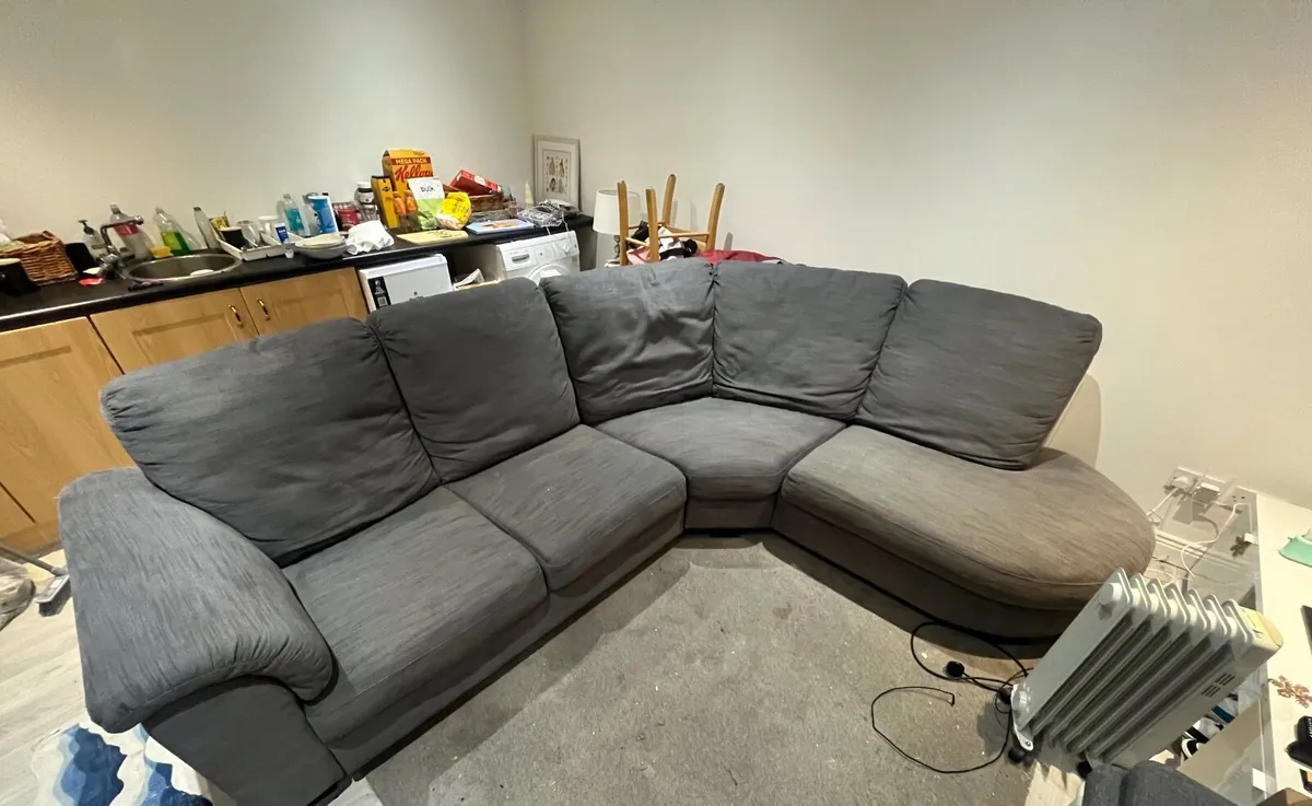 Modular 6 Seat Couch - Image 3