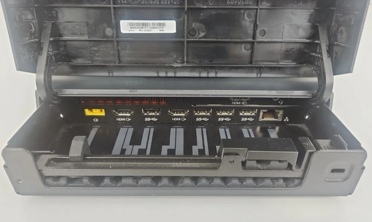 Lenovo All-in-One PC Touch ThinkSmart Hub 500 i5 - Image 3