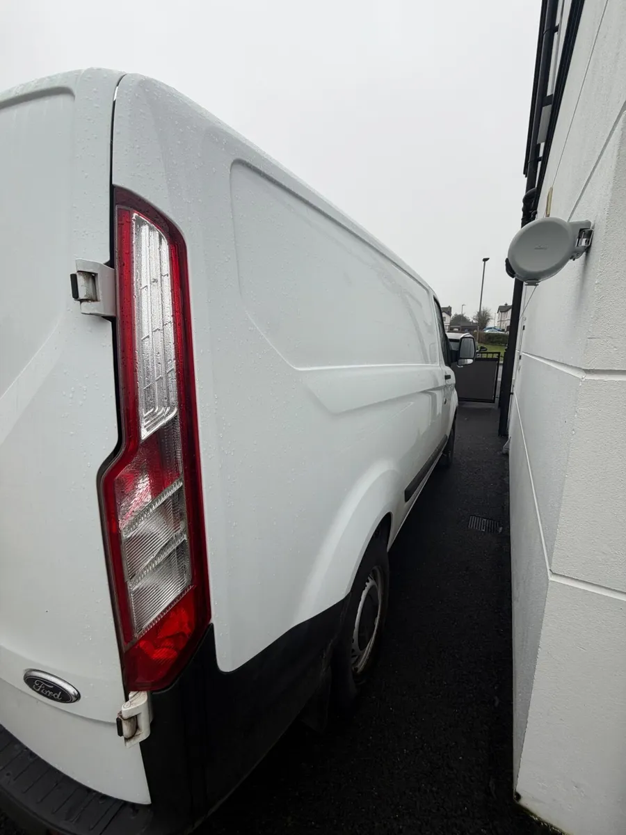 Ford Transit Custom 2021 - Image 3