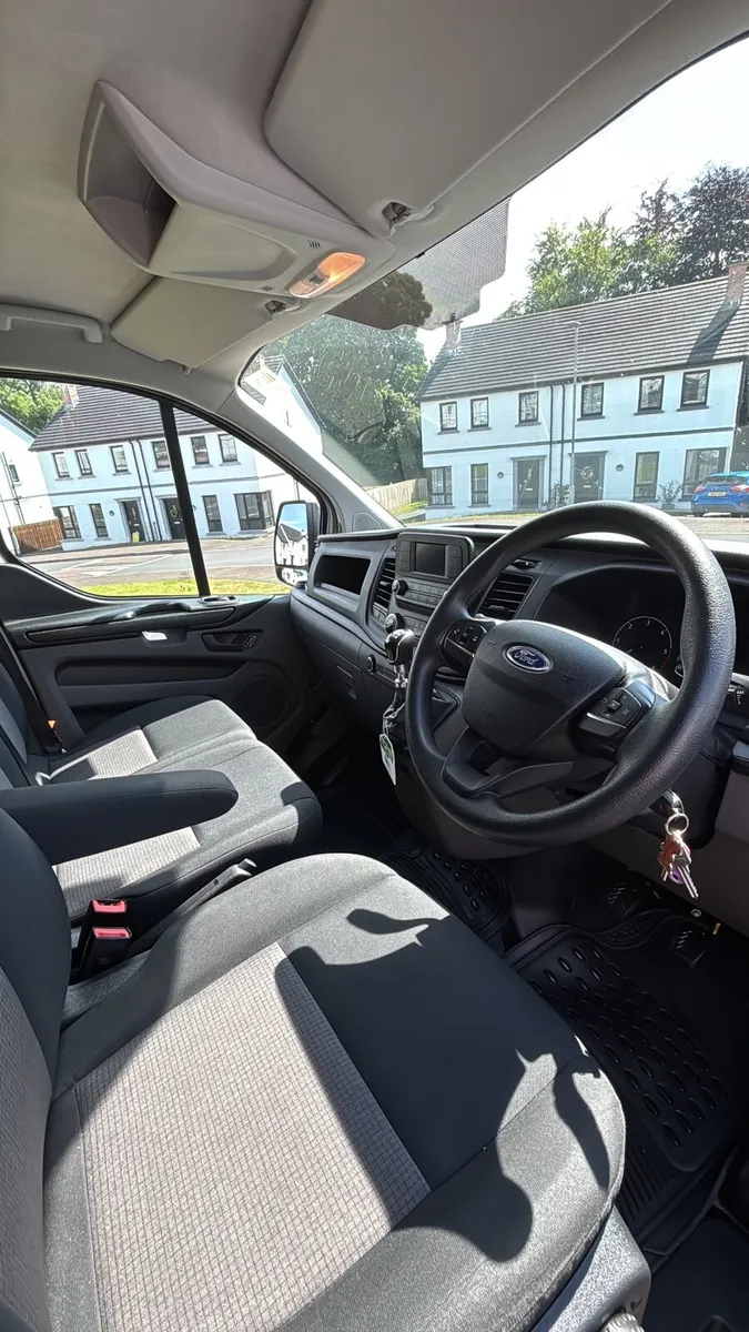 Ford Transit Custom 2021 - Image 4