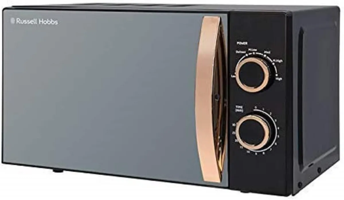 RHM1727RG 17 Litre 700 W Rose Gold Solo Microwave - Image 1