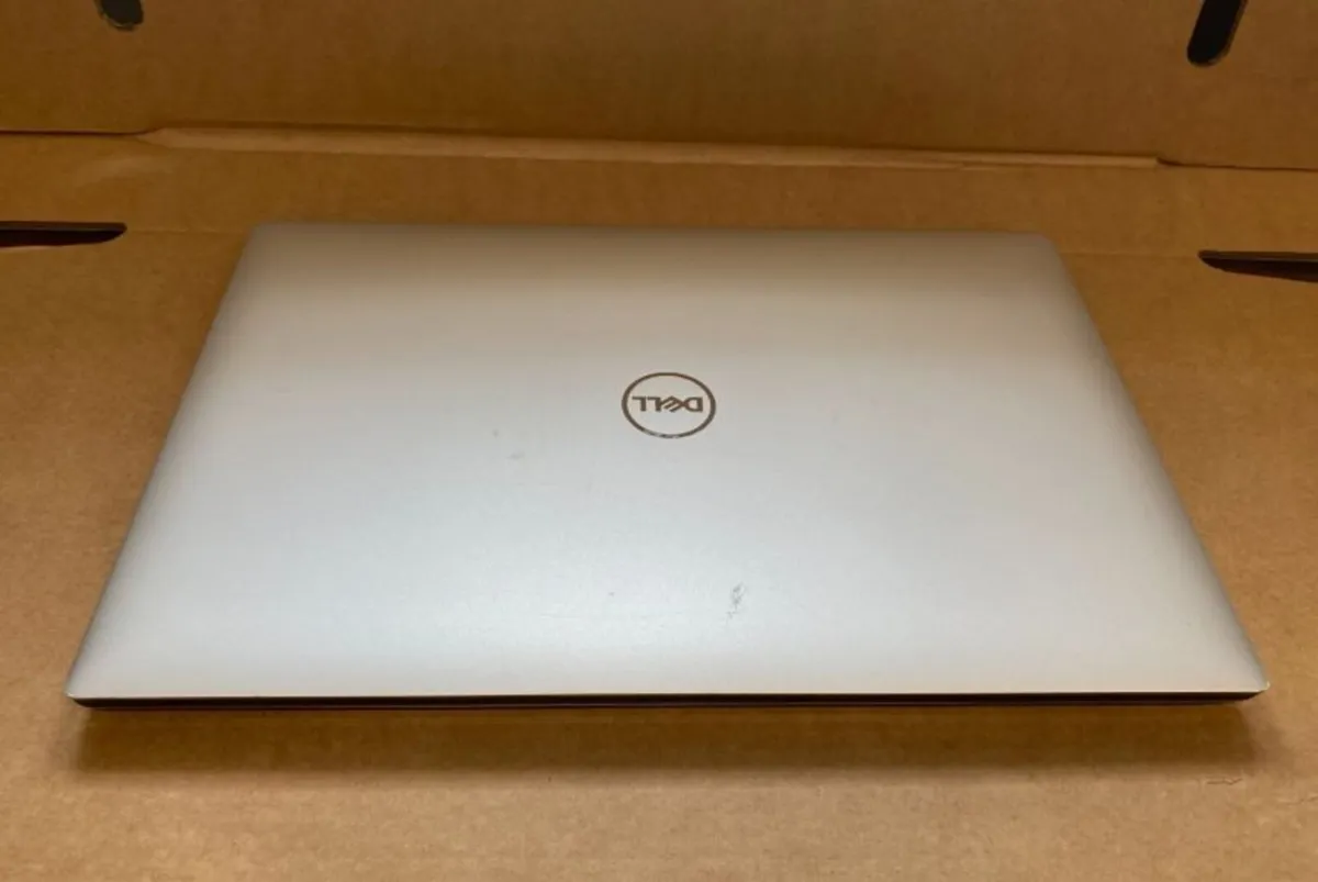 Dell Xps 15 9560 15" Laptop  i7 16GB 512GB GAMING - Image 4
