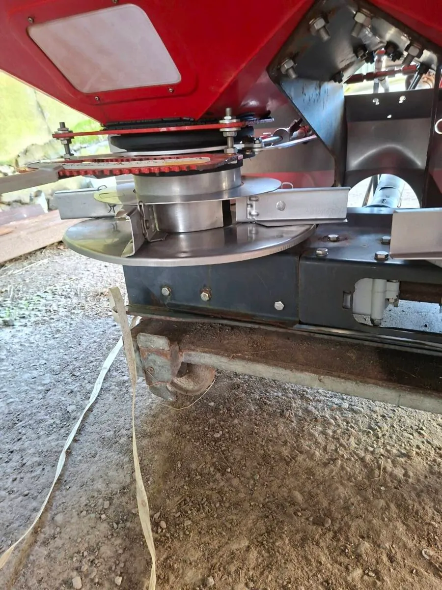 Vicon spreader - Image 4