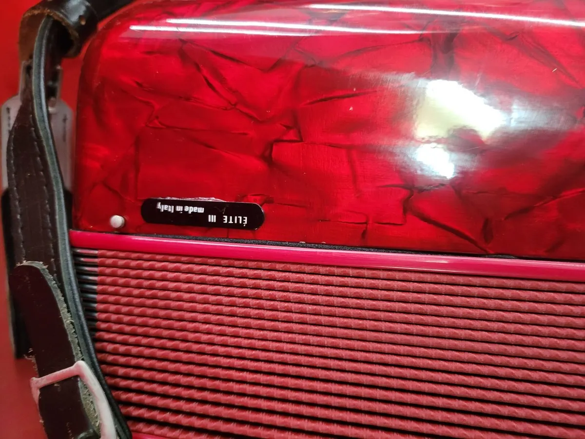 Accordion paolo soprani elite 111 - Image 3