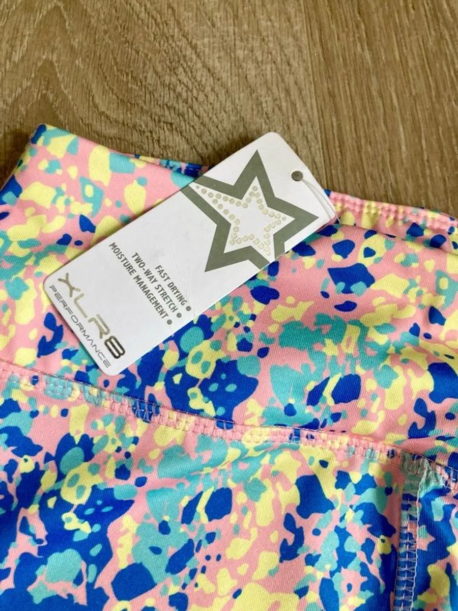 Dunnes sport leggings teenage size - Image 2