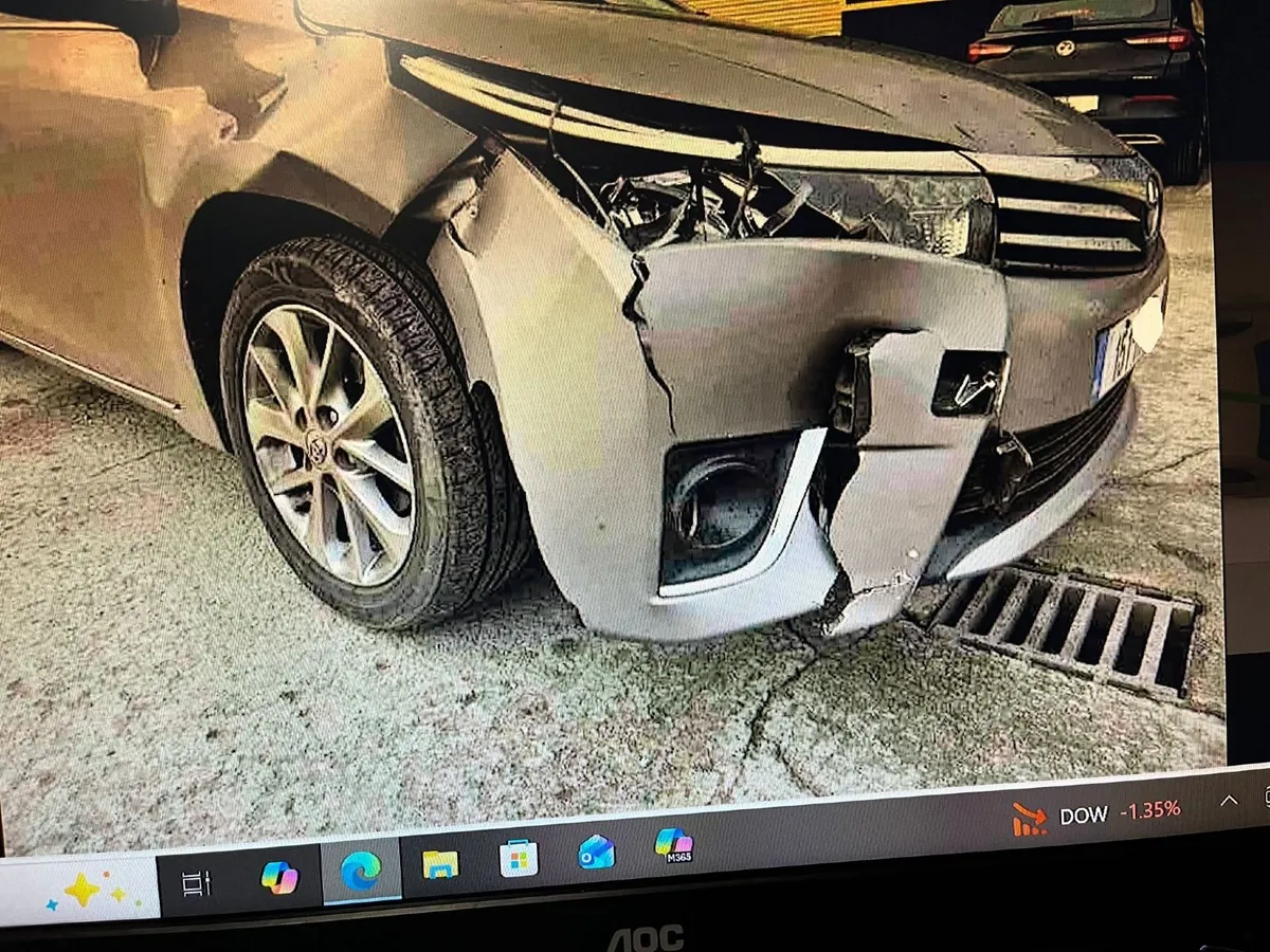 151 Toyota Corolla 1.4 4D4 Luna - Image 4