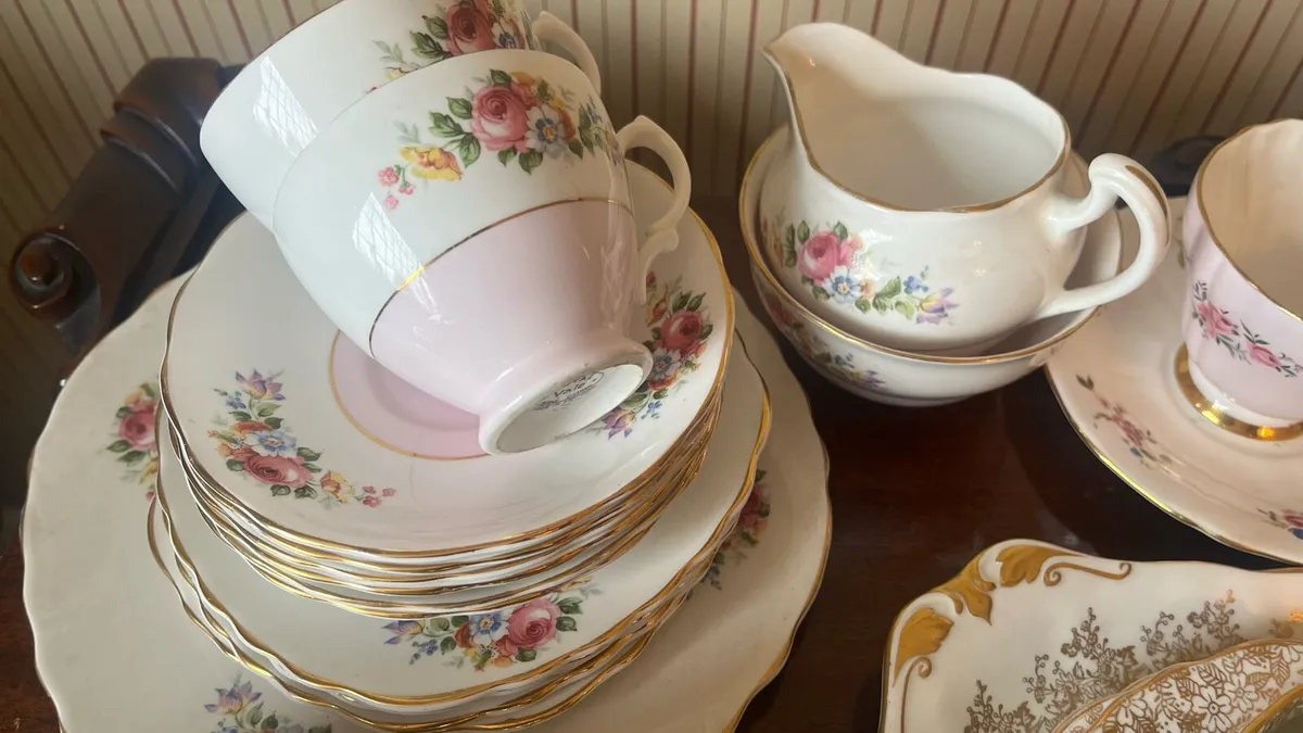 Bone China - Image 4