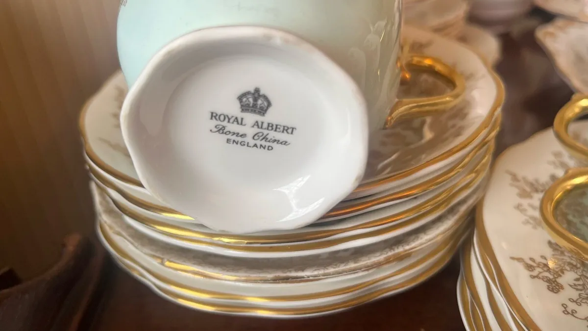 Bone China - Image 3